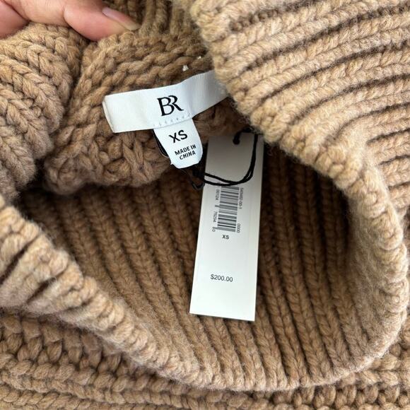 Banana Republic Italian Merino Cropped Sweater Size XS Camel Chunky Knit Funnel - Picture 9 of 13